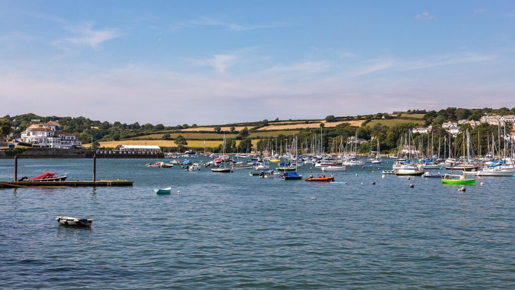 Commercial Window Cleaning in Falmouth by Specialised Window Cleaning